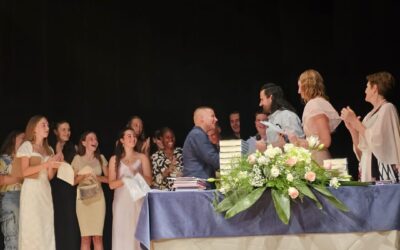 SVEČANA DODJELA SVJEDODŽBI UČENICIMA OSMIH RAZREDA